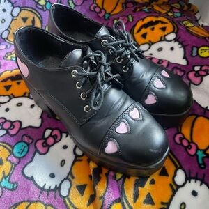 KOI Tennin Heart Shoe Black and Pink Heart Women's Platform Shoes